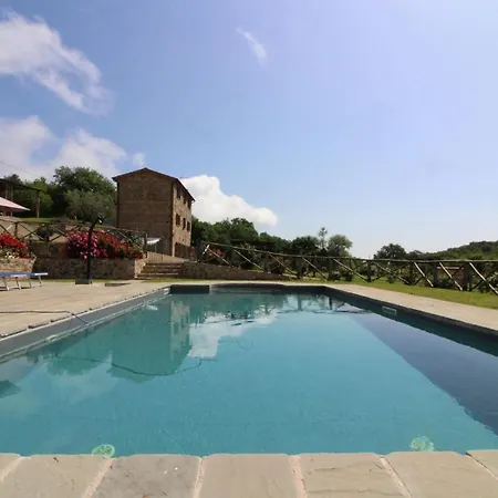 Volterrano Sleeps 7 Pool Wifi Poggioni