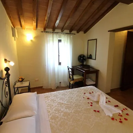 Willa Volterrano Sleeps 7 Pool Wifi Poggioni